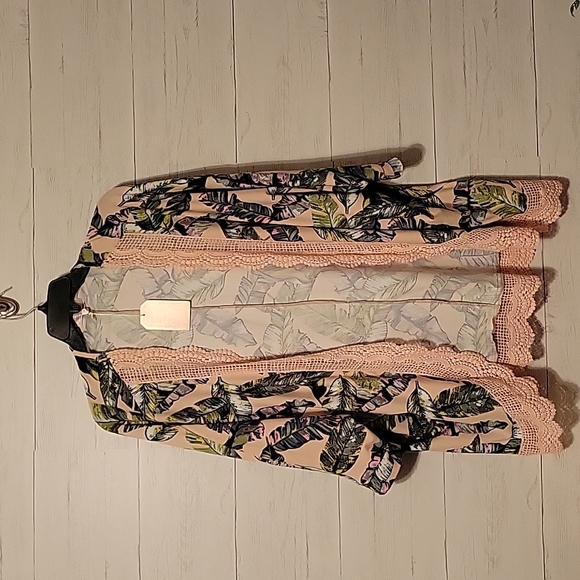 Stella Tweed Tops - NWT | Stella Tweed Pink Lace Floral Palm Leaf Cardigan